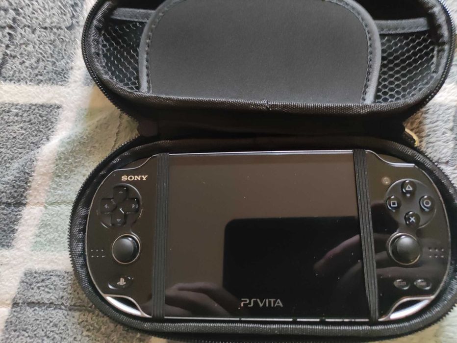 Протиударний жорсткий чохол  для PSVita