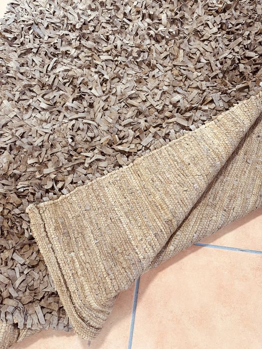 Vendo tapetes em pele verdadeira