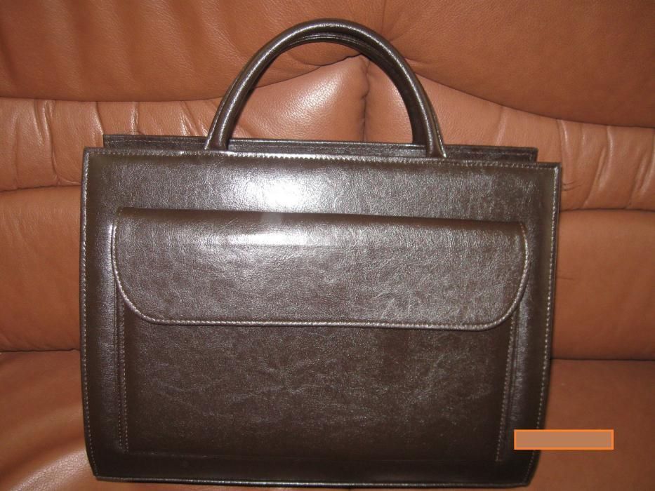 Torba na laptopa i dokumenty