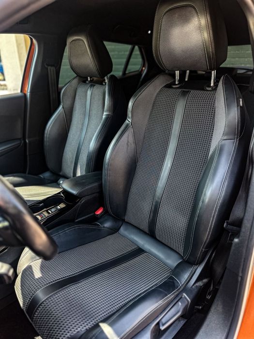 PEUGEOT 2008 1.2 Puretech GTLINE