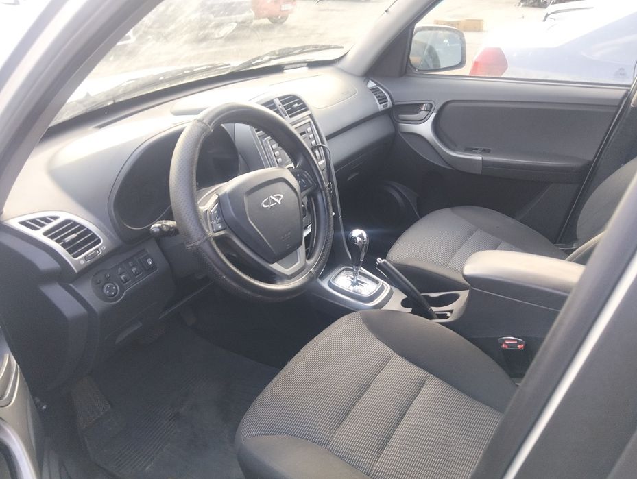 Продам Чери Тигр 2015 рик 1.8 автомат