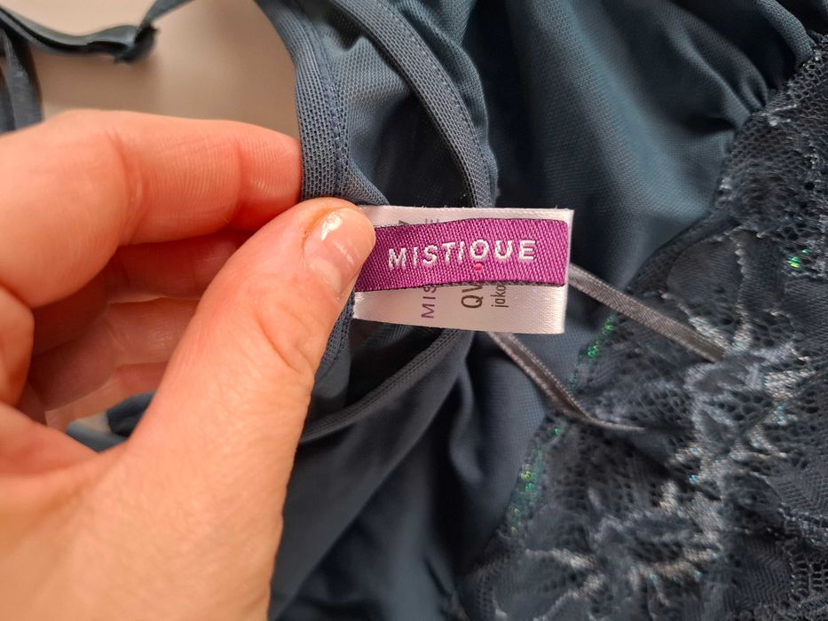 Koszulka do ciała rozmiar z metki M, Mistique