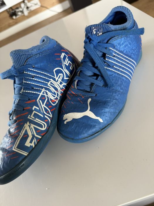 Halówki PUMA rozmiar 35