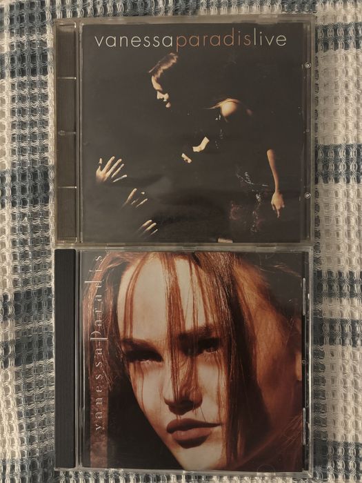 Cds cada um a 2€