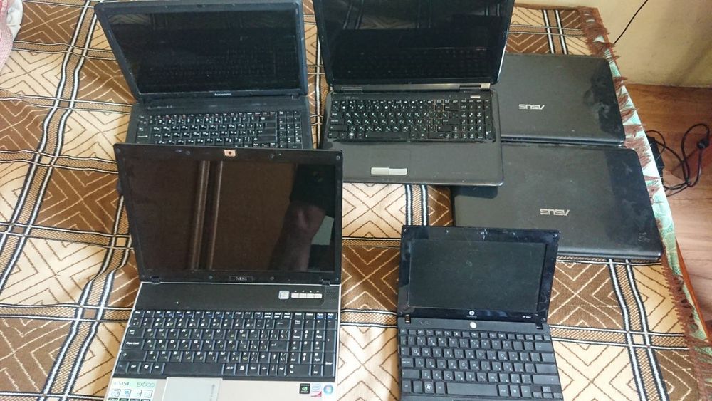 Ноутбуки робочі 8шт 4 000грн за все