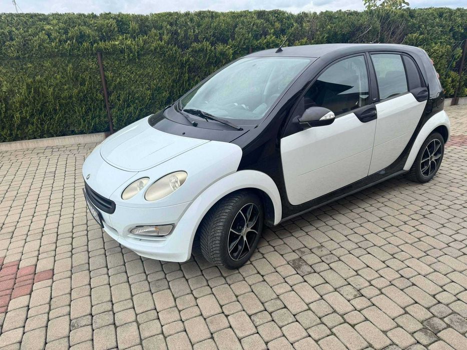 Samochód Smart For Four