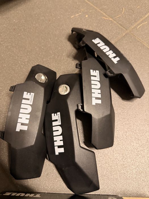 Belki aluminiowe Thule do Toyota Corolla sedan 2022