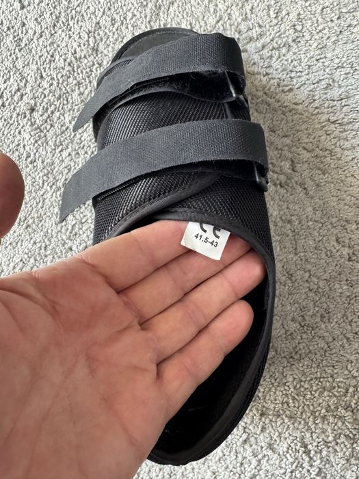 Sapato pós- cirúrgico