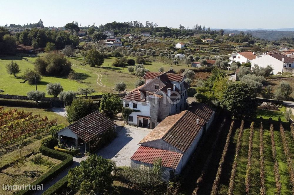 Moradia T6 - 5.000 m² de terreno Viseu - VENDA COM USUFRUTO VITALÍC...