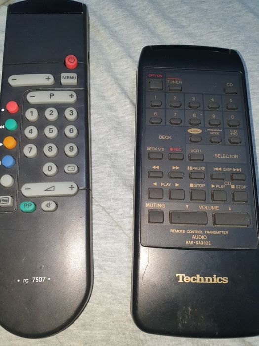 Pilot Philips nie... Technics Onkyo Hitachi Yamaha Pioneer Denon