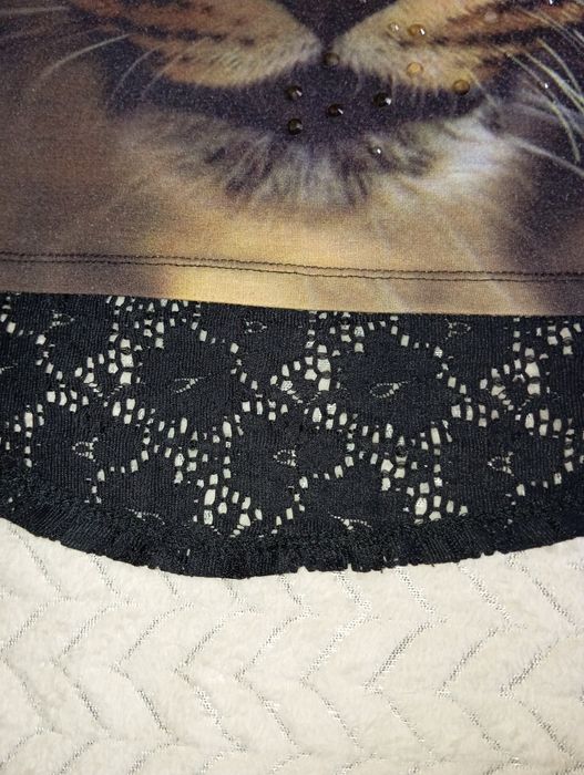 Bluzka z lampartem i koronką