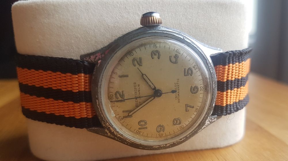 Brenzikofer Zegarek w stylu wojskowym vintage