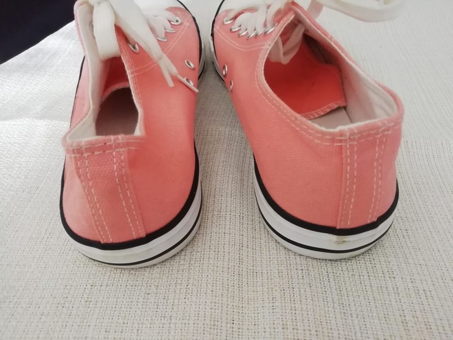 Ténis PRIMARK N° 39 usados