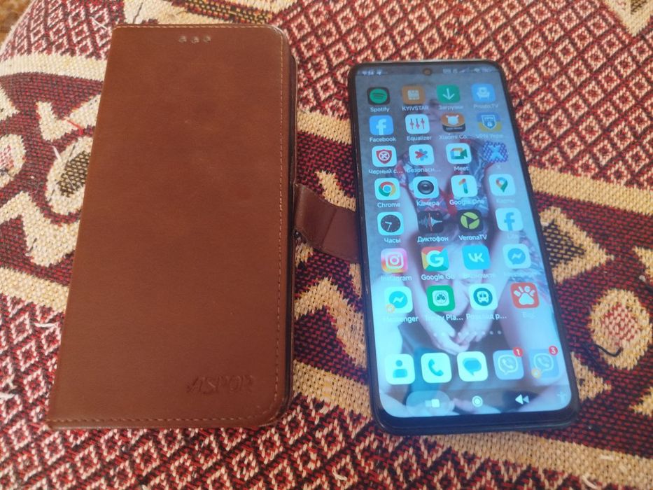 Телефон xiaomi redmi 12 /8/256 Гб/NFC/экран:6.79/в рабочем состоянии