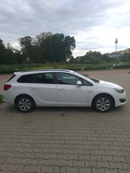 Opel Astra J 2014r. 1.7 CDTI 130 KM /Polski Salon/Bezwypadkowy/