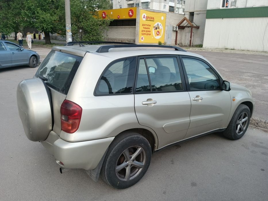 Toyota rav 4 2.0tdi НЕРОЗМИТНЕНА