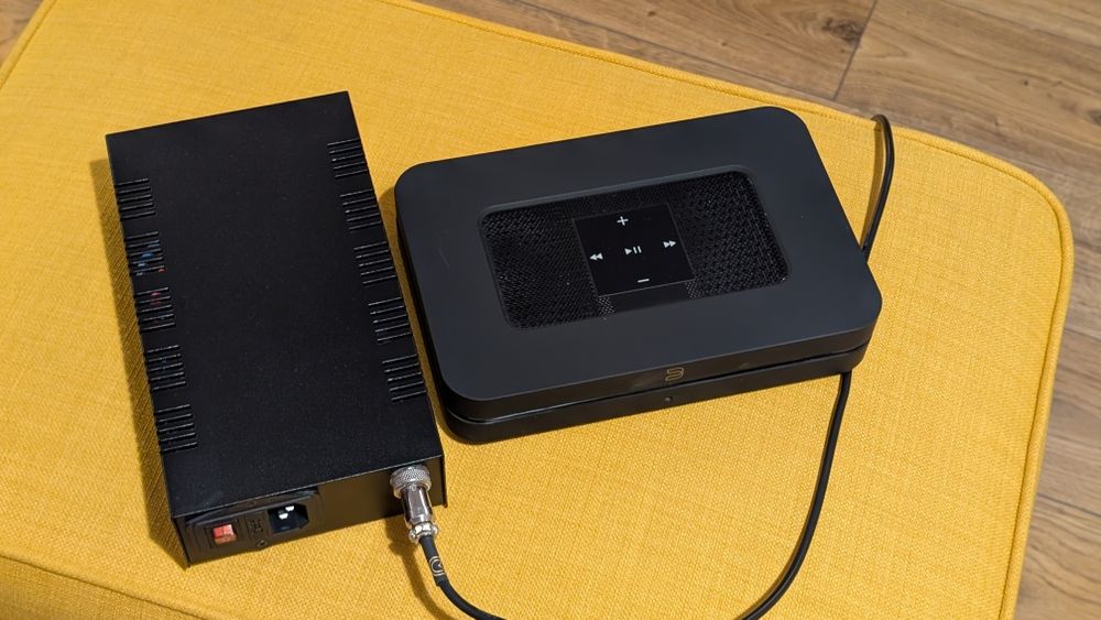 Streamer Bluesound Node 2i z interfejsem zasilania PD Creative