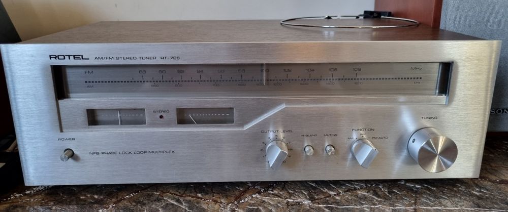 Tuner Rotel RT-726 Vintage