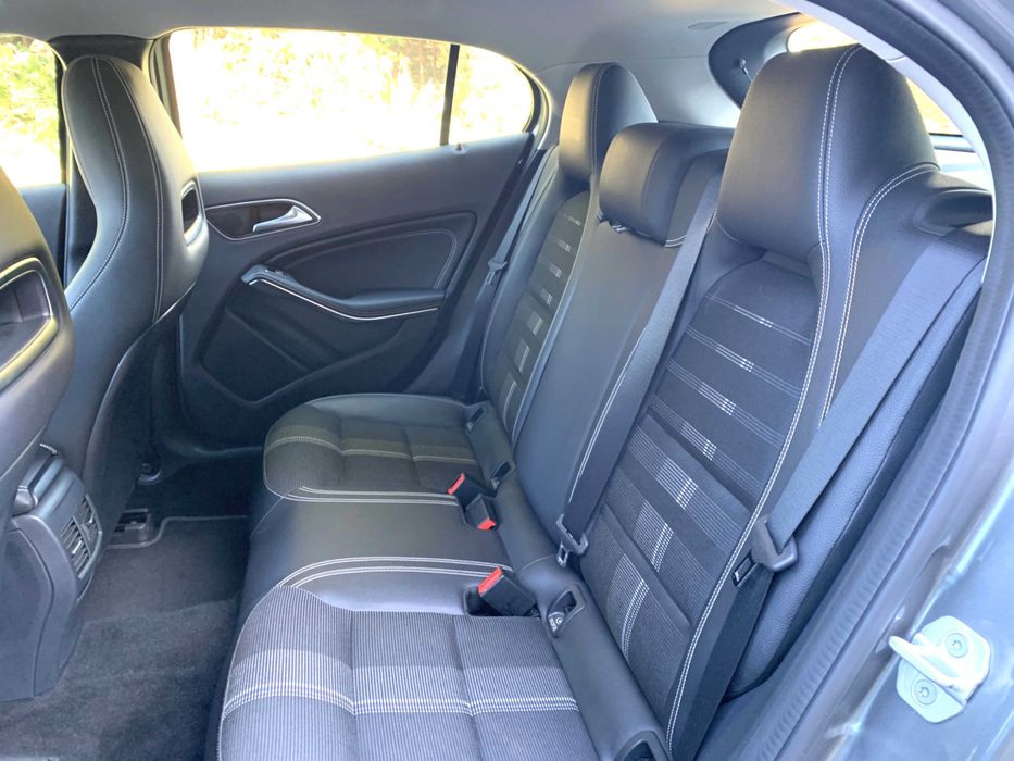 Mercedes GLA 180 D Urban Nacional 72 Mil Kms desde Novo