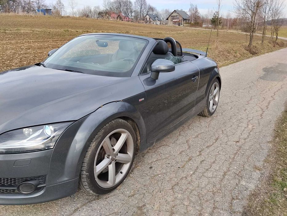 Audi TT  S LINE rok 2008