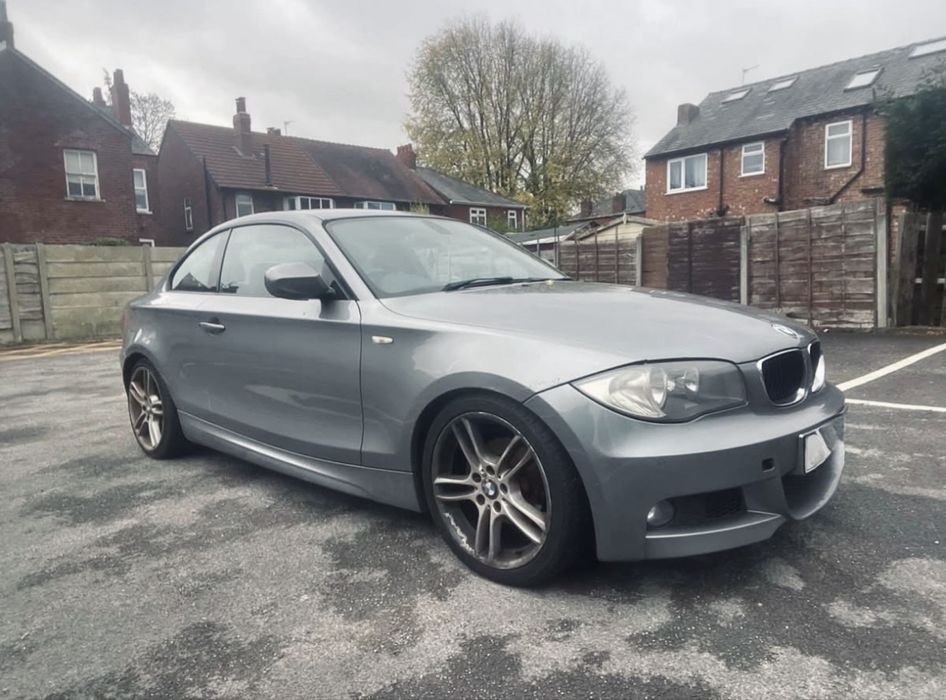 Peças E82 118d Pack M