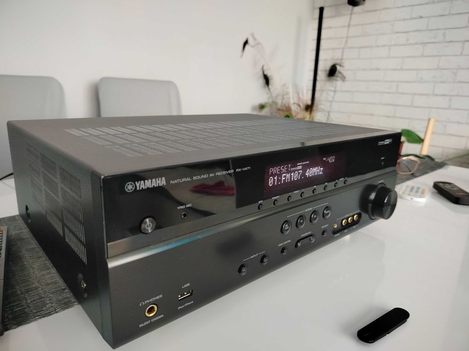 Amplituner Yamaha RX-V471
