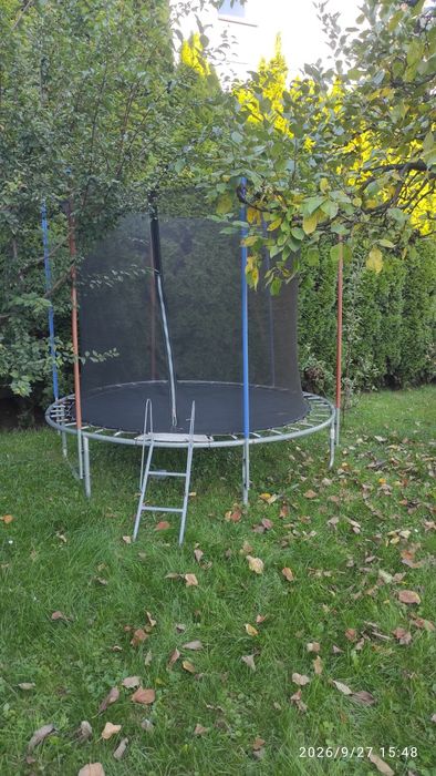Trampolina ogrodowa