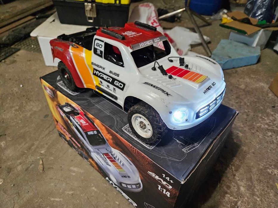 RC Short course mjx 14211