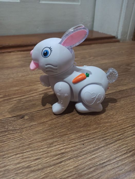 Дитяча іграшка Заєць