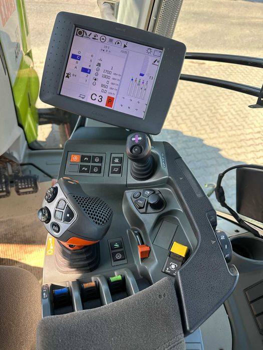 Cena 219 tyś PLN netto, Claas Axion 830 Cebis, Hexashift