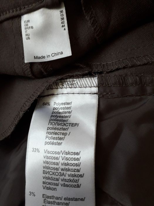 Beżowe rybaczki na kant.