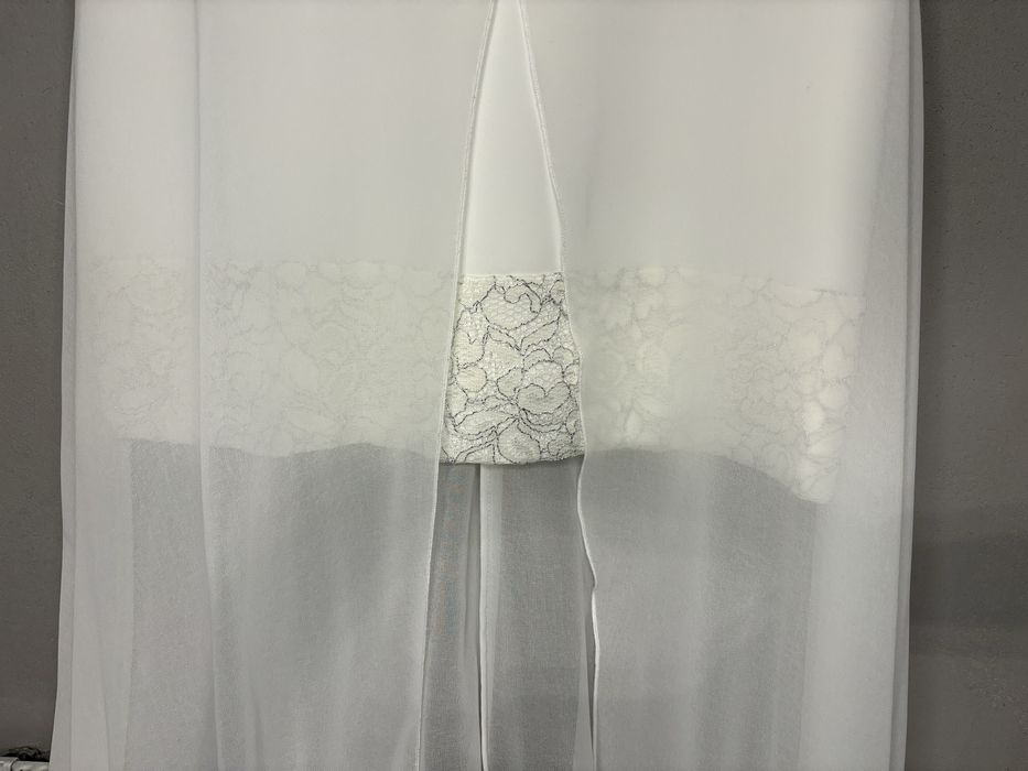 Biała sukienka z trenem