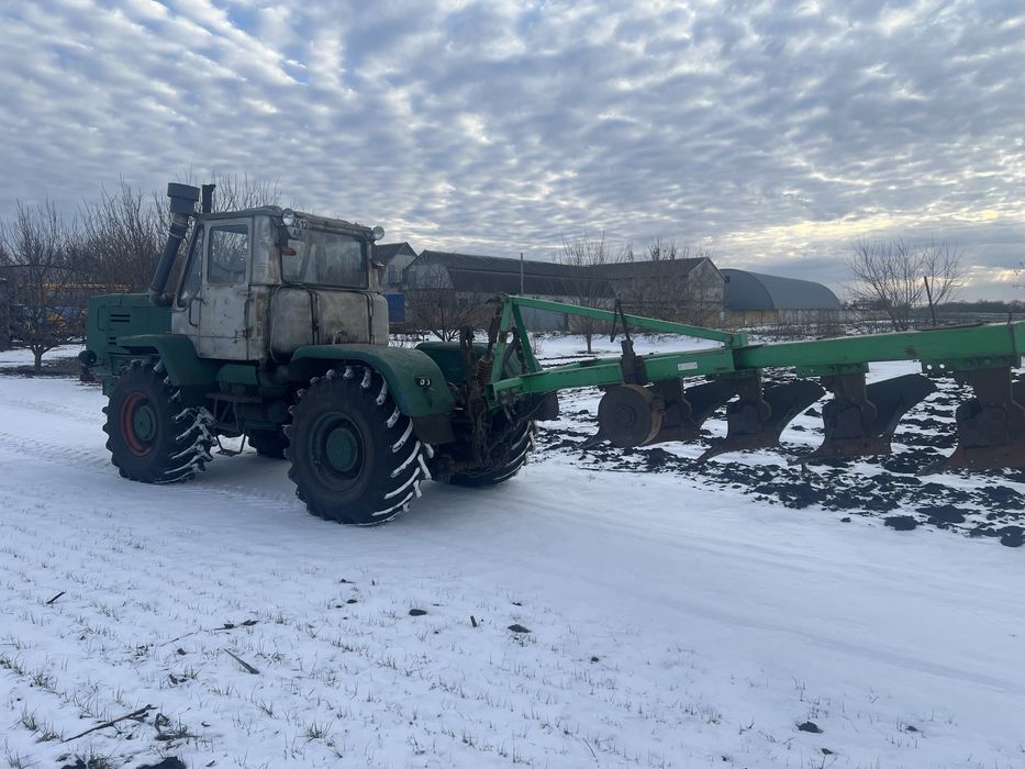 Продам плуг ПНВ 5-35