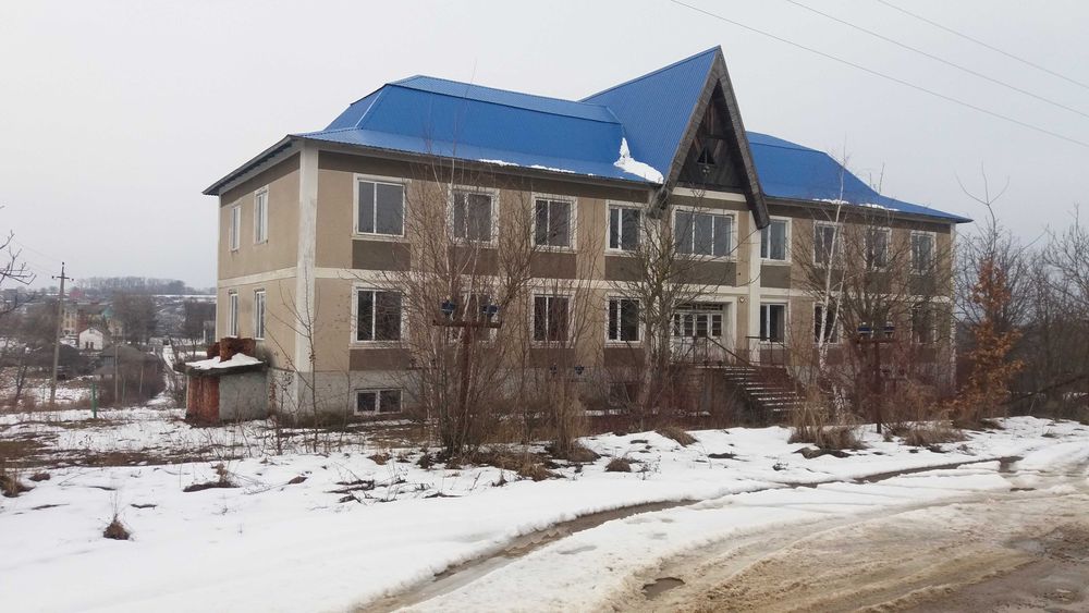Продам отдельностоящее здание 902,70 м. кв