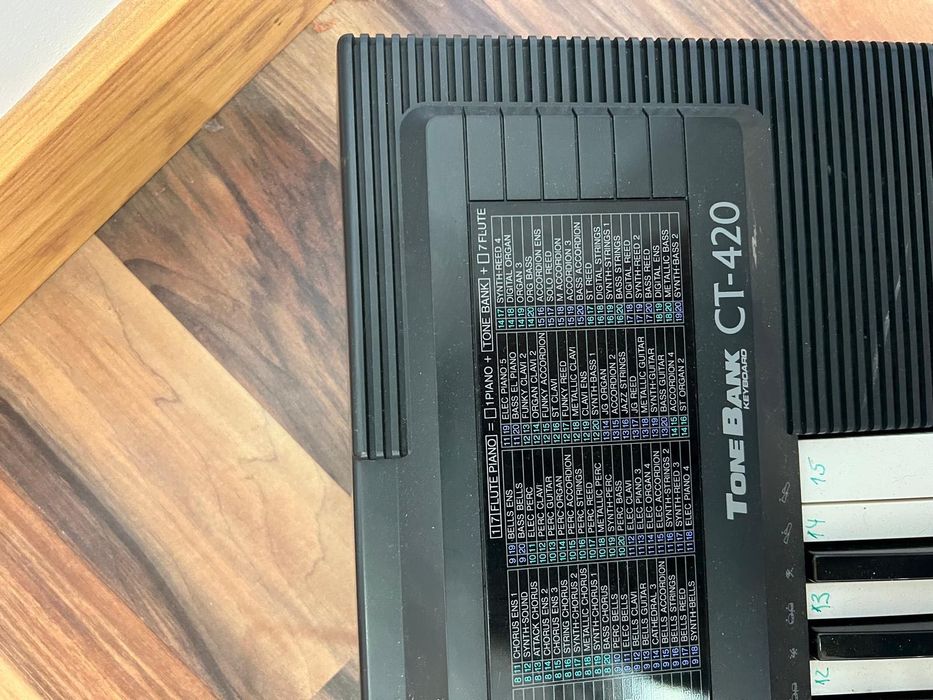Piano em bom estado