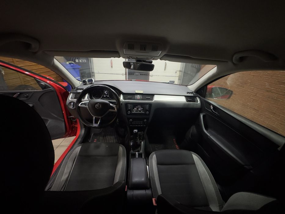 Пррдам авто більш менш в нормальному стані