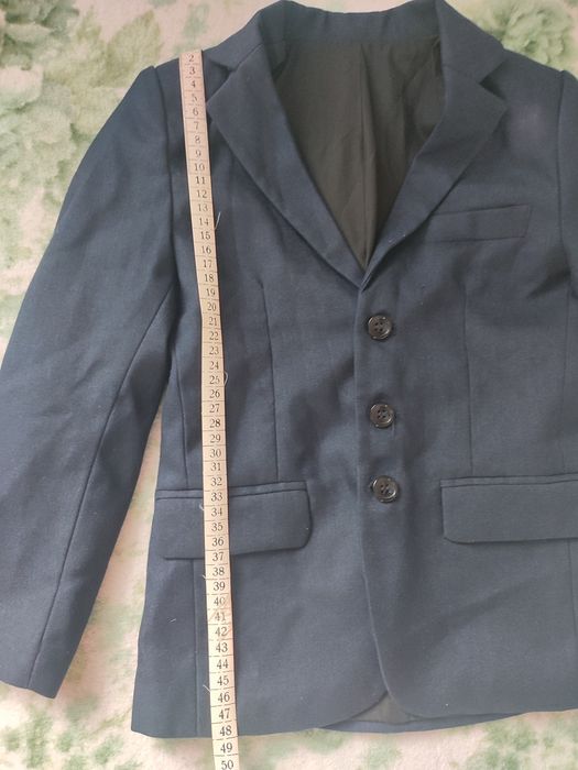 Шкільний костюм трійка