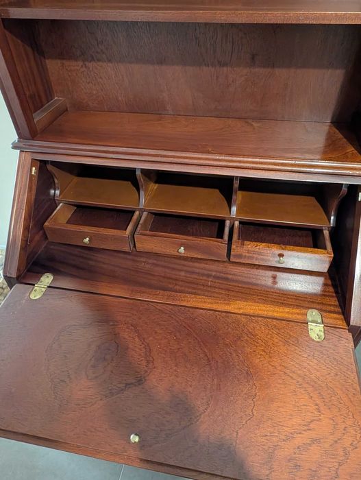 Vendo Conjunto de Móveis Clássicos (20 anos) – Excelente Estado