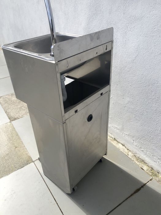 Pio Lava mãos inox portátil como novo