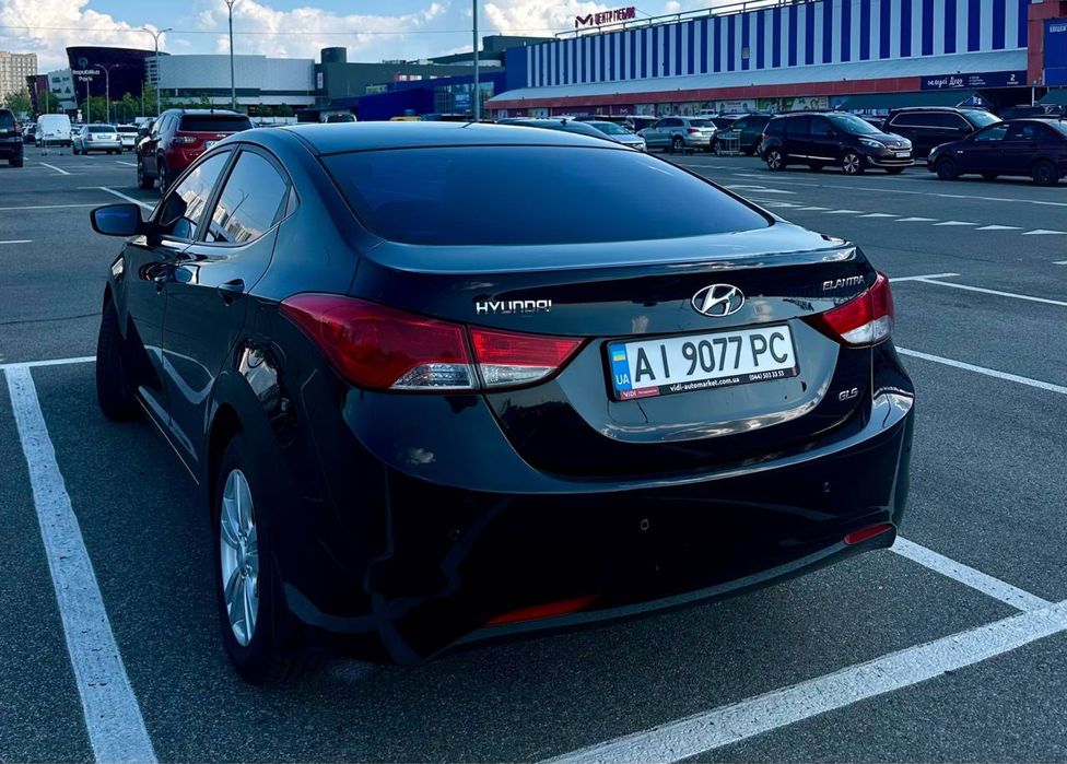 Hyundai Elantra MD 2012 1.8 AT газ/бензин, офіційна, без вкладень