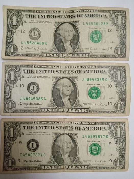Банкноты номиналом 1 Доллар США (цена за все)