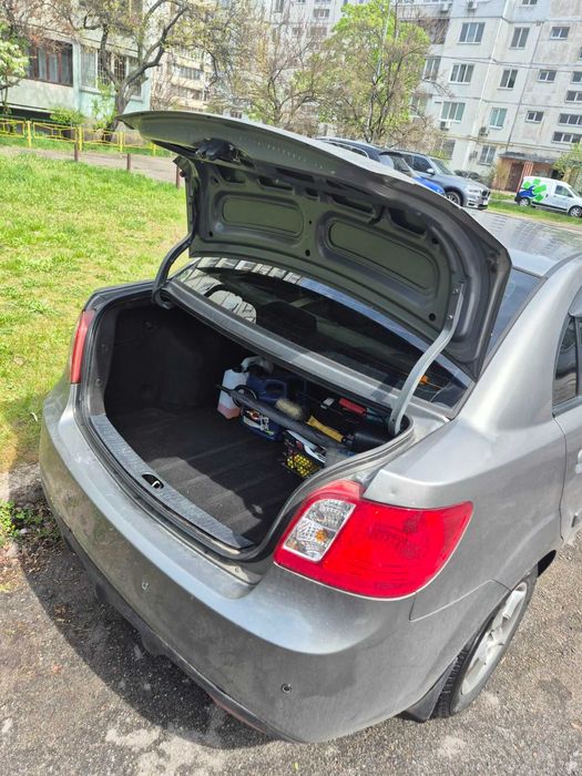 Продам KIA Rio II покоління, 2011 рік — 5300 $