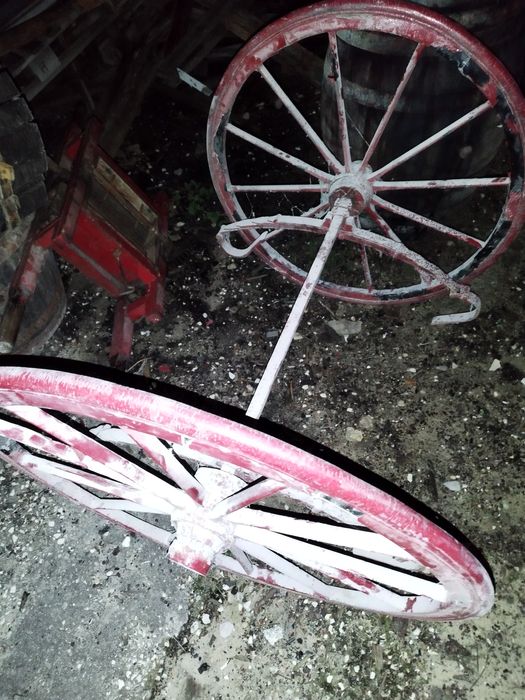 Rodas de carroça antiga