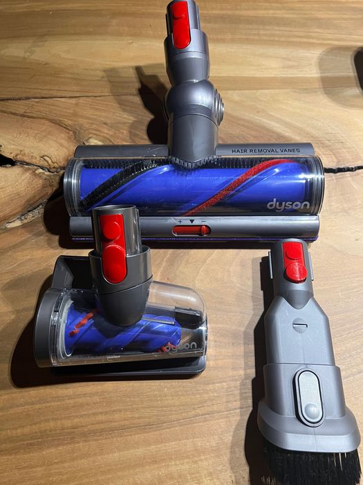 Komplet szczotek Dyson v15