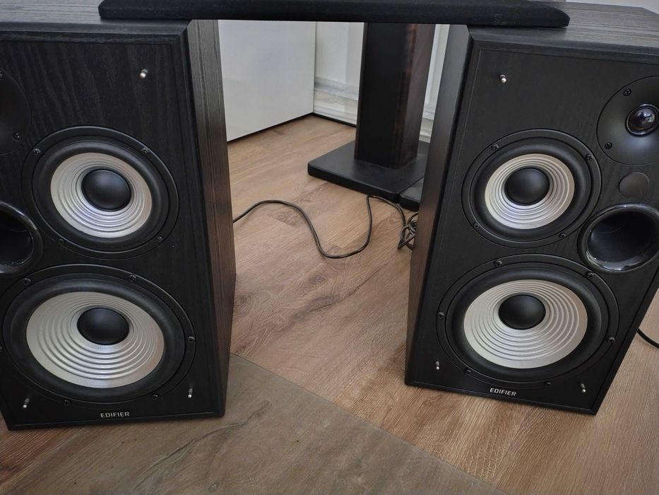 Edifier- R2750DB colunas ativos+suportas