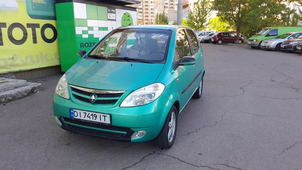 Продам компактний автомобіль Чана Бенні