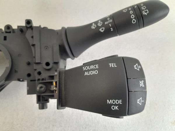Conjunto / manetes de luzes e limpa vidros RENAULT Megane IV (B9A/M_)