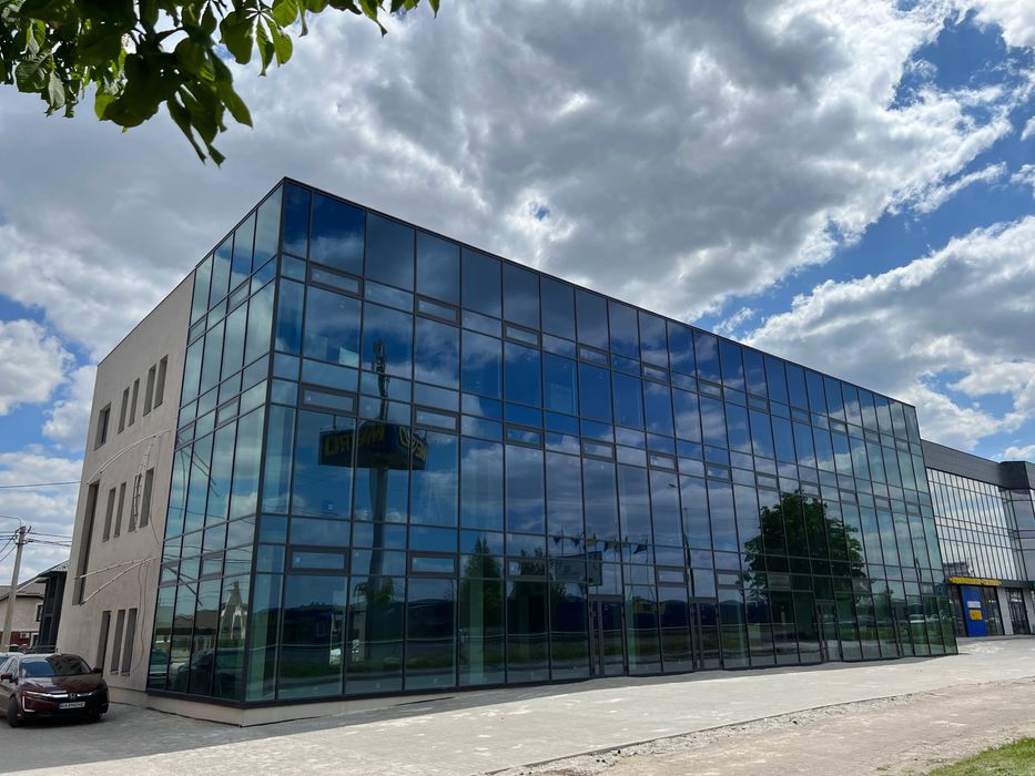 Оренда приміщень в бізнес-центрі “Рівненський» навпроти ЕПІЦЕНТРУ