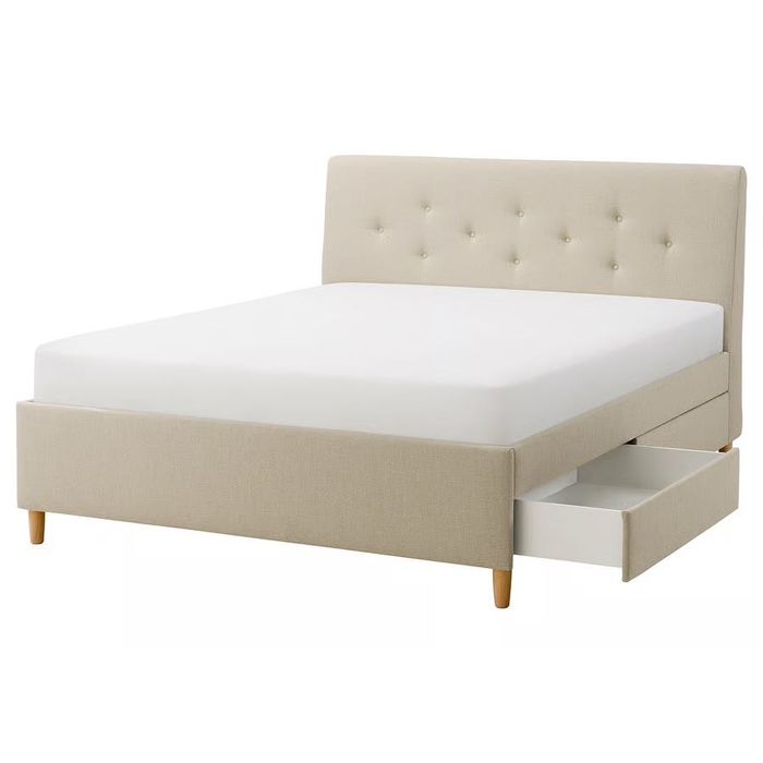 Cama estofada com arrumação de 4 gavetas