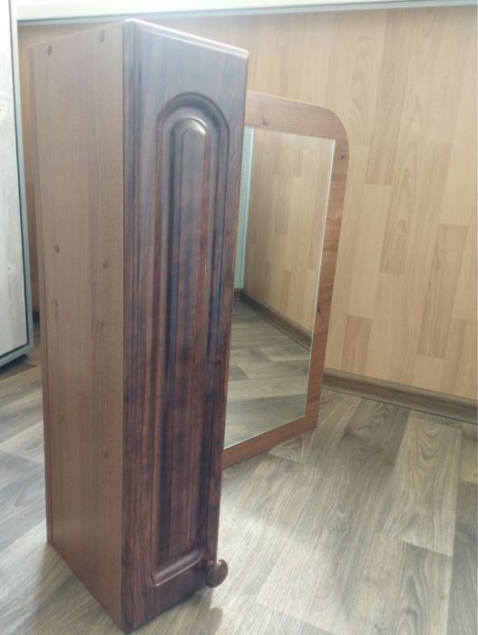 ! Продаю новий шкаф .